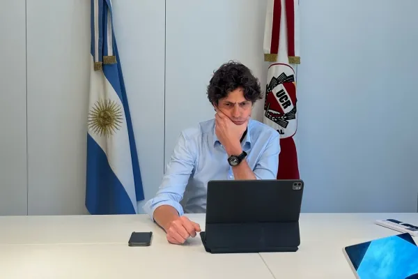 Martín Lousteau, contra el DNU: El Presidente no ve el mundo real, ve las redes