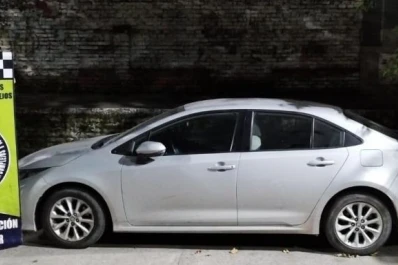 Recuperaron en Famaillá un auto robado en barrio Sur