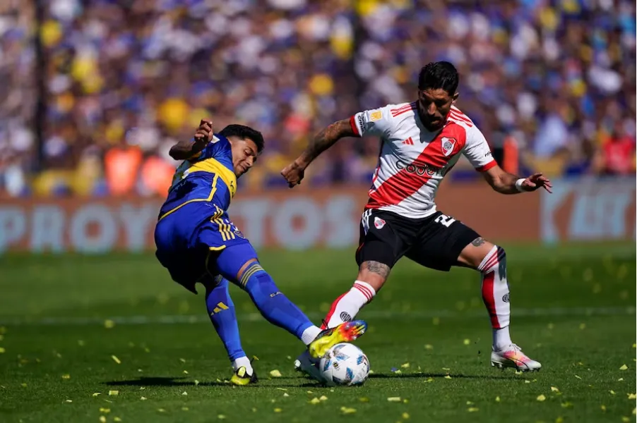 PRESENTE. Boca y River viven momentos distintos en la previa al Superclásico: el millonario está segundo en su grupo; el xeneize séptimo.