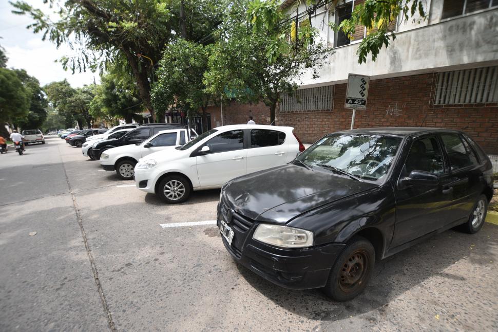 YA NO SERÁ GRATIS ESTACIONAR. En 80 cuadras céntricas de la “Ciudad del Limón” se pondrá en funcionamiento desde mañana a la mañana el nuevo sistema de estacionamiento, por el cual costará $150 la hora.