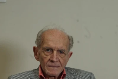 El escritor Juan Carlos Sain vino a Tucumán a presentar su libro