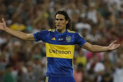 La fuerte chicana de un ex River contra Cavani: “No le hace un gol ni al arcoíris”