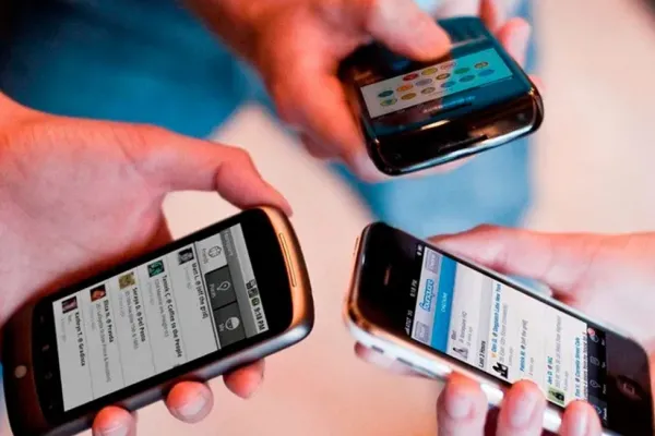 EEUU: Florida busca prohibir el uso de las redes sociales a menores de 16 años