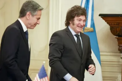 Tras la reunión, Milei invitó a Blinken a saludar desde el balcón de la Casa Rosada