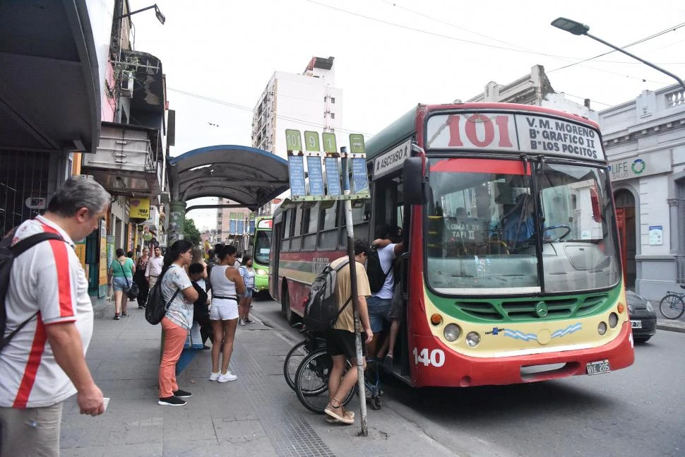 SUBA INMINENTE. Los transportistas reclaman que se incremente el precio del boleto para poder afrontar los incrementos que se otorguen por paritaria. 