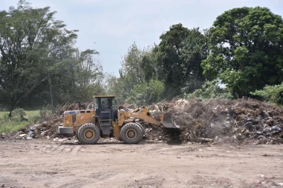 Un basural a cielo abierto en camino de sirga y La Rioja afecta a vecinos de Yerba Buena