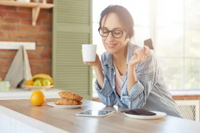 Cinco alimentos que ayudan a acelerar el metabolismo y quemar grasas en el desayuno
