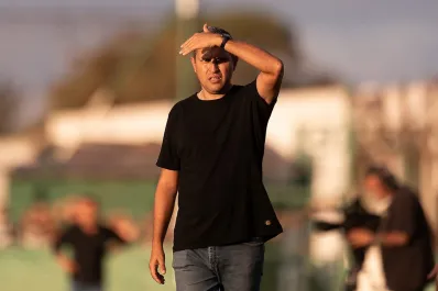 Diego Flores no acertó en el planteo y San Martín de Tucumán recibió otra cachetada