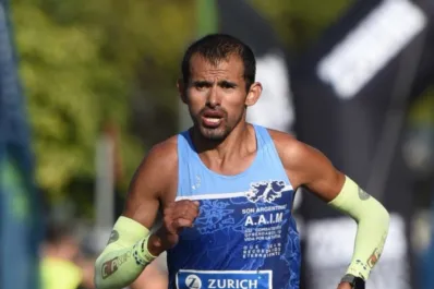 Un tucumano batió un récord de maratón con zapatillas prestadas y sueña con llegar a los Juegos Olímpicos