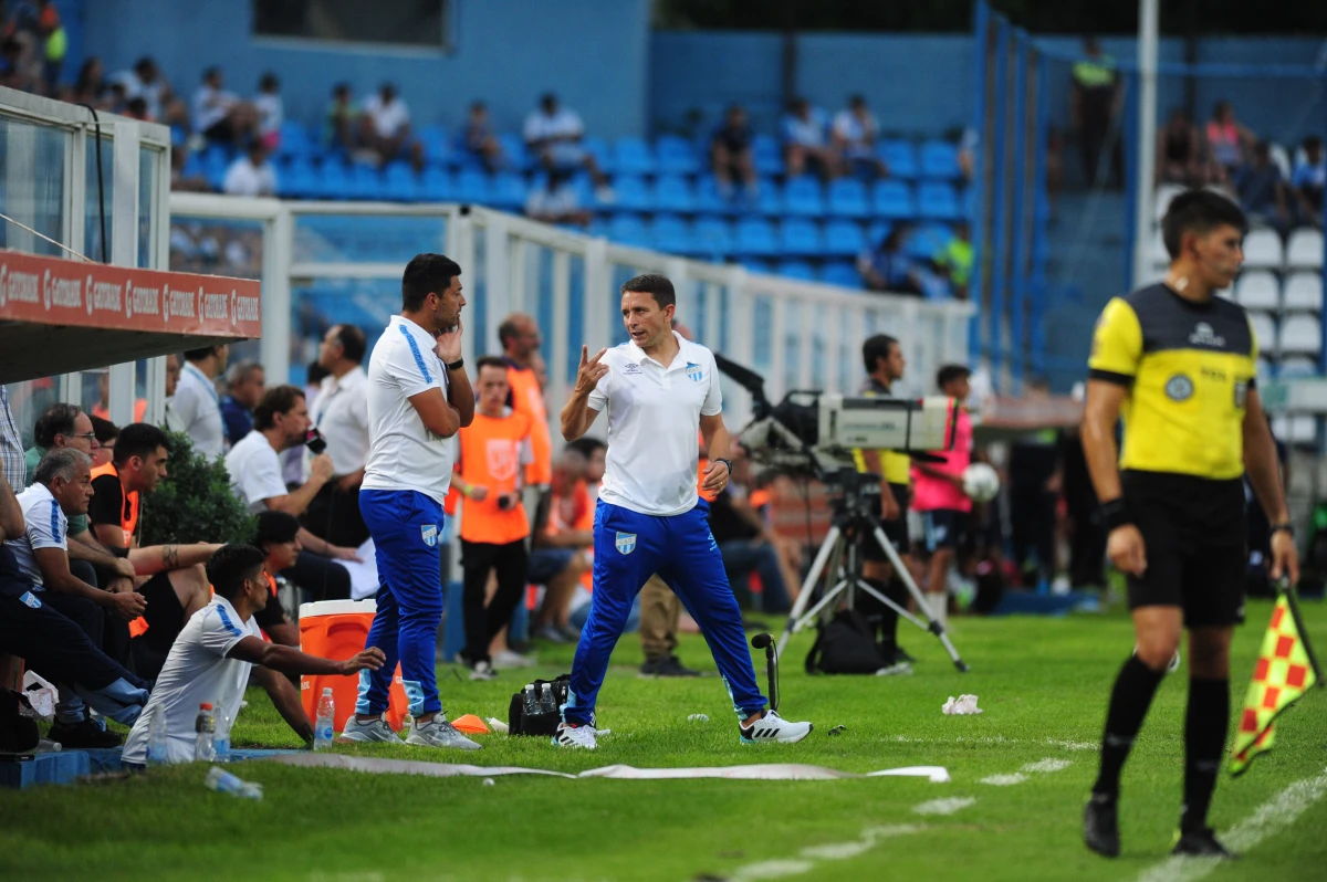 SIN GANAR. Barrado hizo lo que pudo en dos partidos. FOTO DE DIEGO ARÁOZ