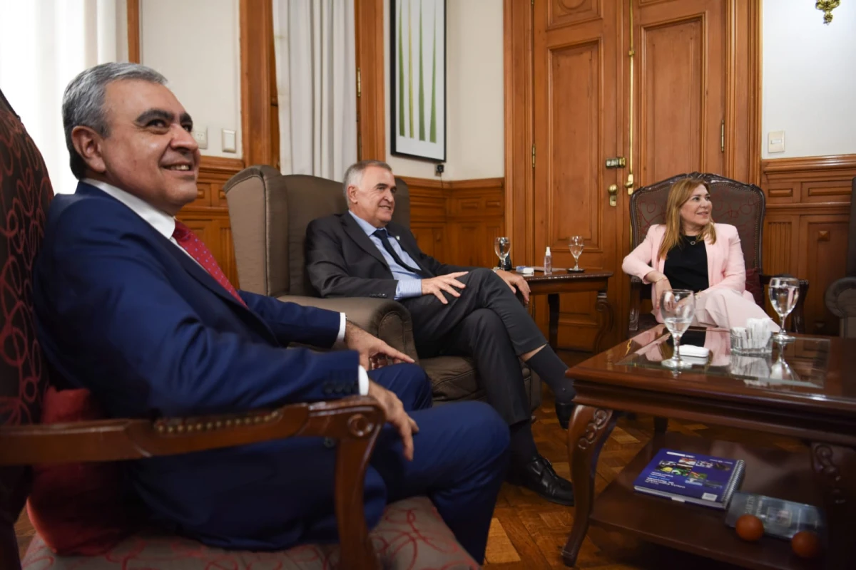 EN CASA DE GOBIERNO. La reunión entre Jaldo con Alfaro y Ávila. LA GACETA/FOTO DE JUAN PABLO SÁNCHEZ NOLI