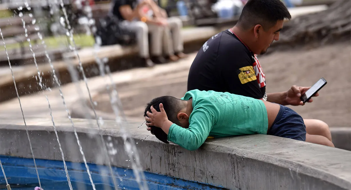 INESTABLE Y CALUROSO. La jornada comenzó con mucha nubosidad y se espera el aumento de la temperatura durante la mañana.