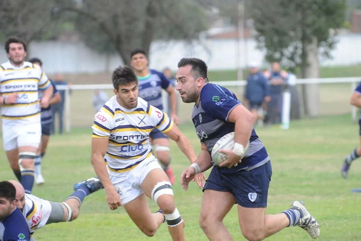 DUELO DE TITANES. Universitario y Lawn Tennis protagonizarán un vibrante choque en Ojo de Agua.