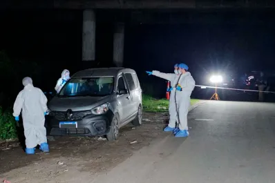 El hombre hallado sin vida en la autopista de Circunvalación fue víctima de un homicidio