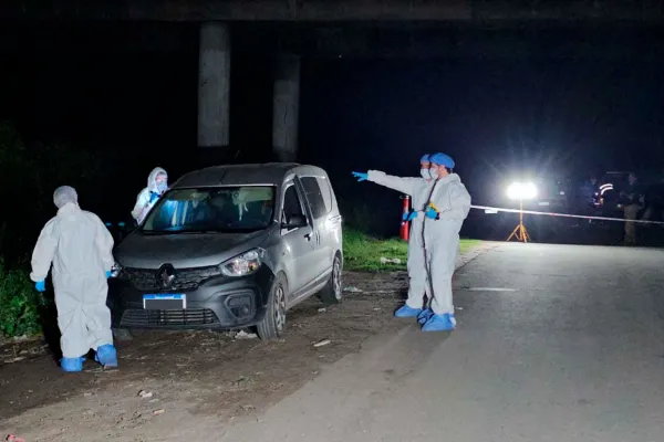 Crimen en la Circunvalación: lo asesinaron a balazos y quisieron incendiar la camioneta