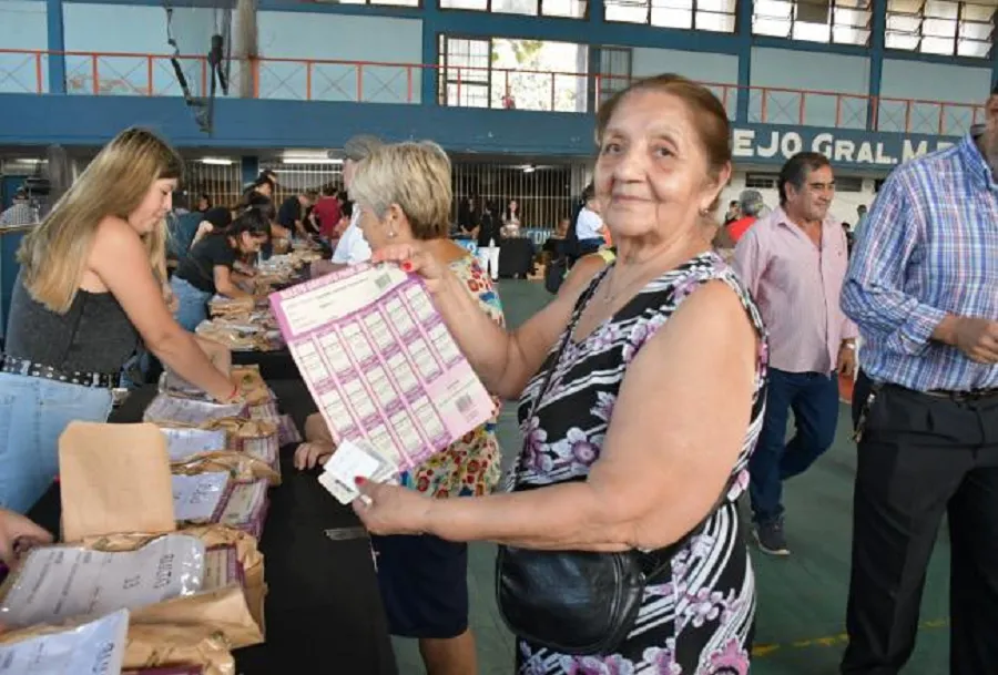 Extienden hasta el lunes 11 la entrega de boletos gratuitos a jubilados