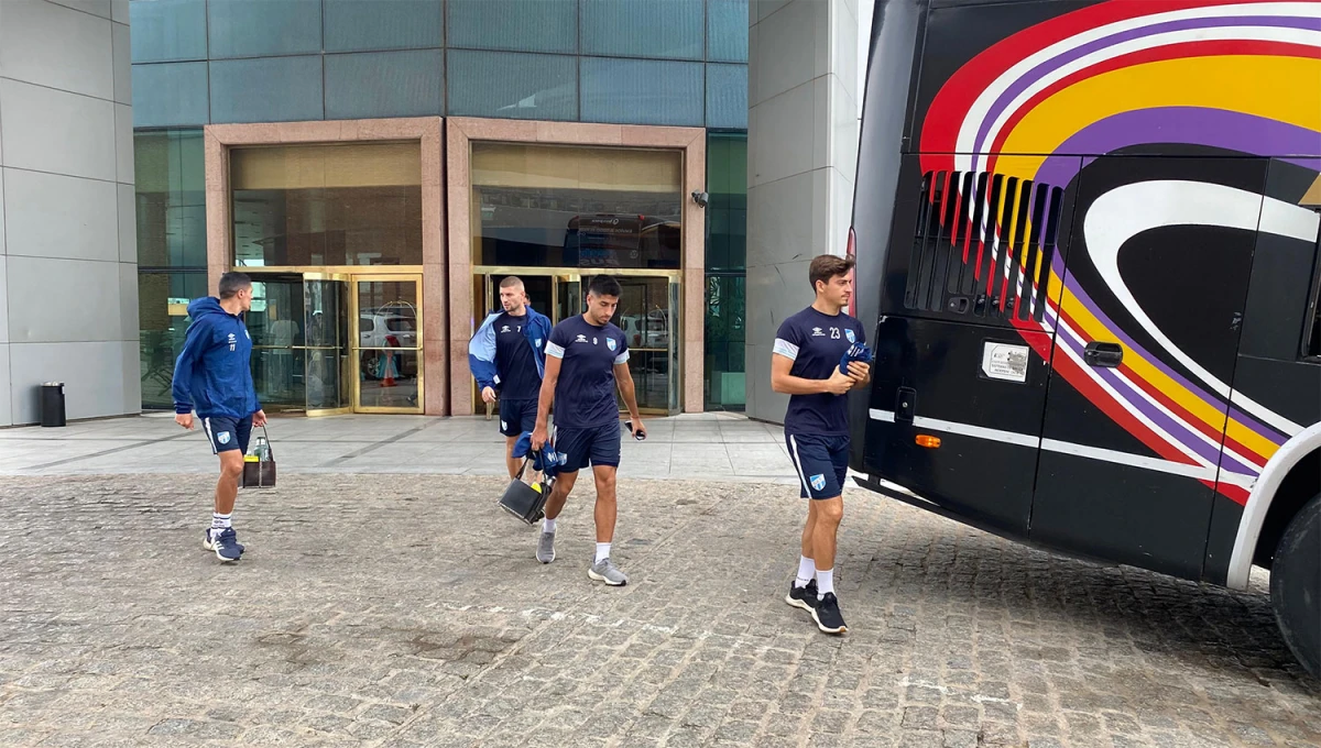 EN CÓRDOBA. Los jugadores de Atlético Tucumán están listos para el partido de esta tarde ante Talleres.