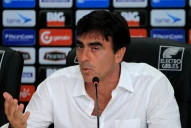 Polémica frase: qué dijo el DT de Vélez sobre los jugadores denunciados por abuso sexual