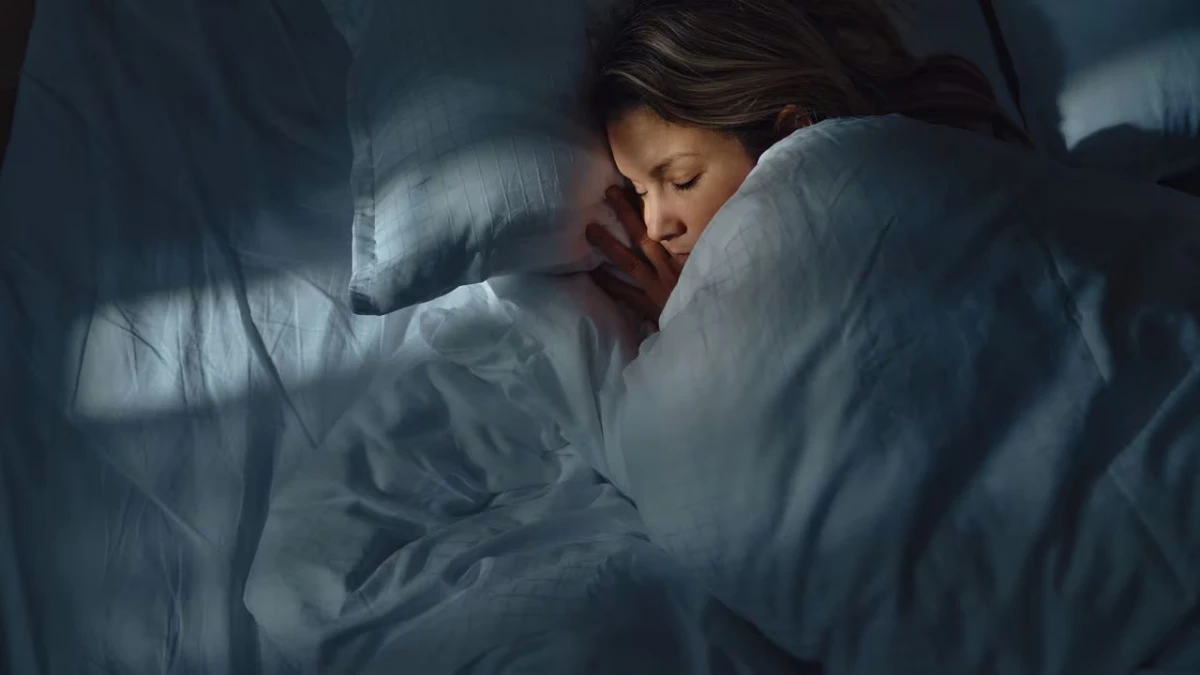 ¿Por qué algunas personas necesitan dormir con sonido de la lluvia?