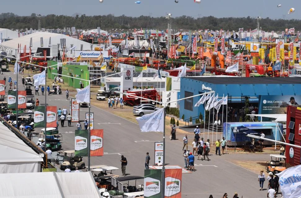 ALCANCE. Más de 600 empresas expositoras realizaron unos 50 lanzamientos de productos y servicios en Expoagro. En el centro de agronegocios se realizaron unas 200 reuniones de vinculación.