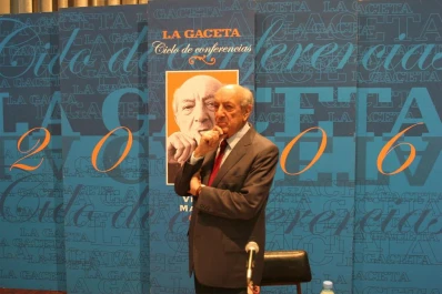 Una frase, dos autores