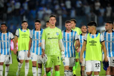 ¿La superioridad de Atlético Tucumán, opacada por la tardía reacción del DT?