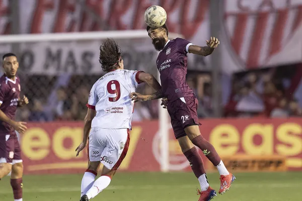 San Martín-Estudiantes (BA), River Plate-Gimnasia (LP) y Estudiantes-Boca Juniors, lo mejor para ver por TV