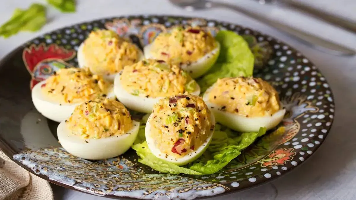 Cómo preparar huevos rellenos, la receta saludable ideal para un día de entrenamiento