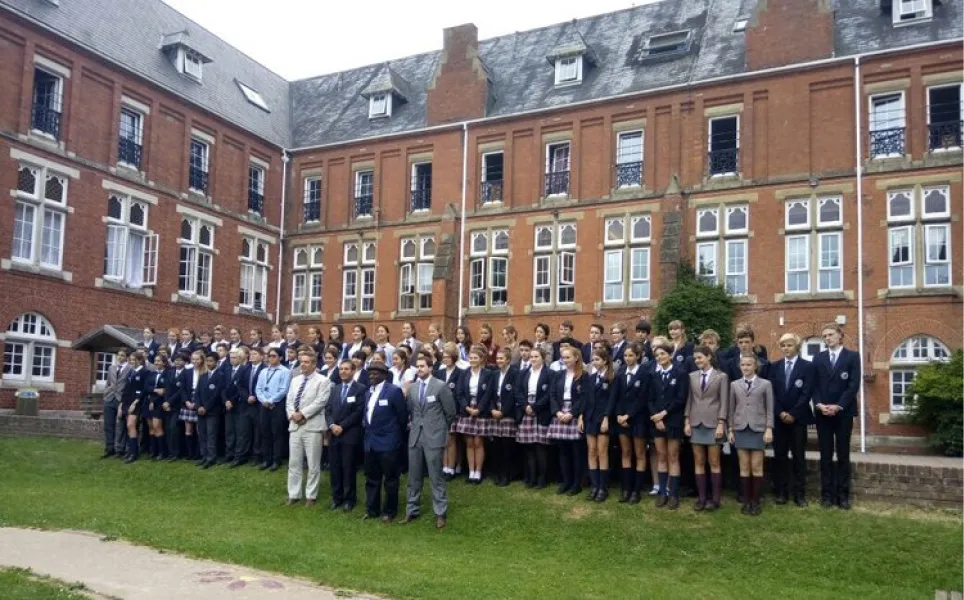 EXORBITANTES. ¿Cuáles son los precios de los colegios más caros de Argentina?