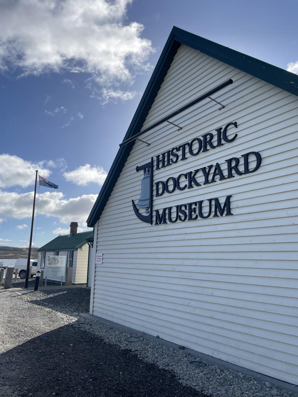 MUSEO HISTÓRICO. El Dockyard Museum.