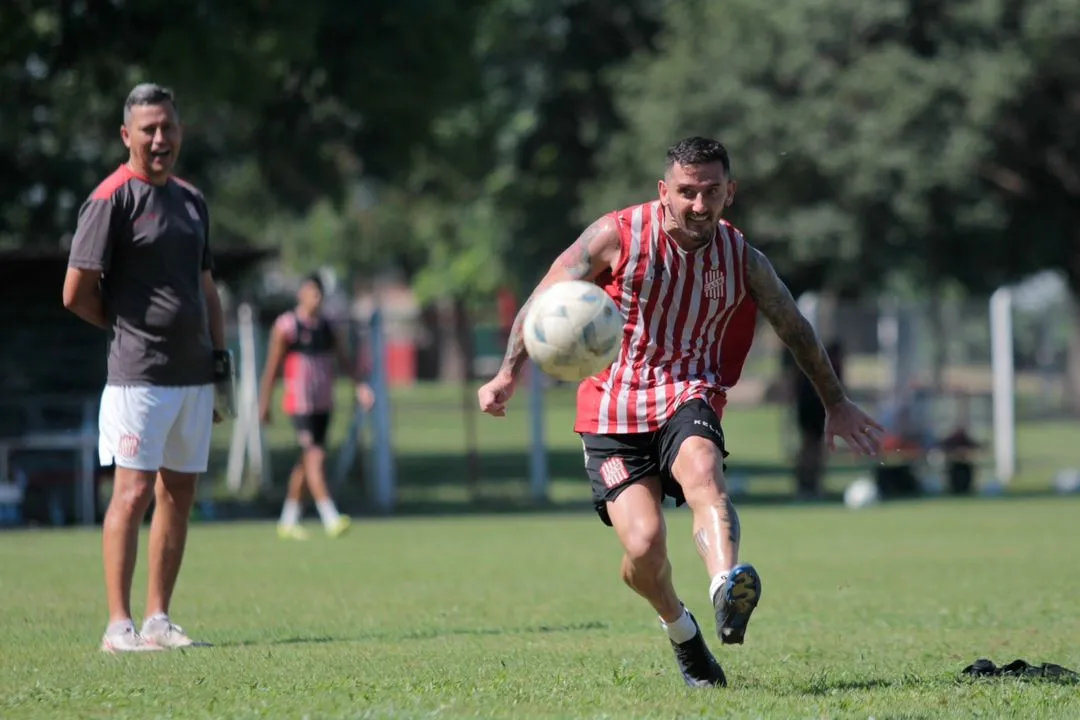 Diego Flores empieza a definir el equipo y la Copa Argentina aparece en el horizonte de San Martín de Tucumán