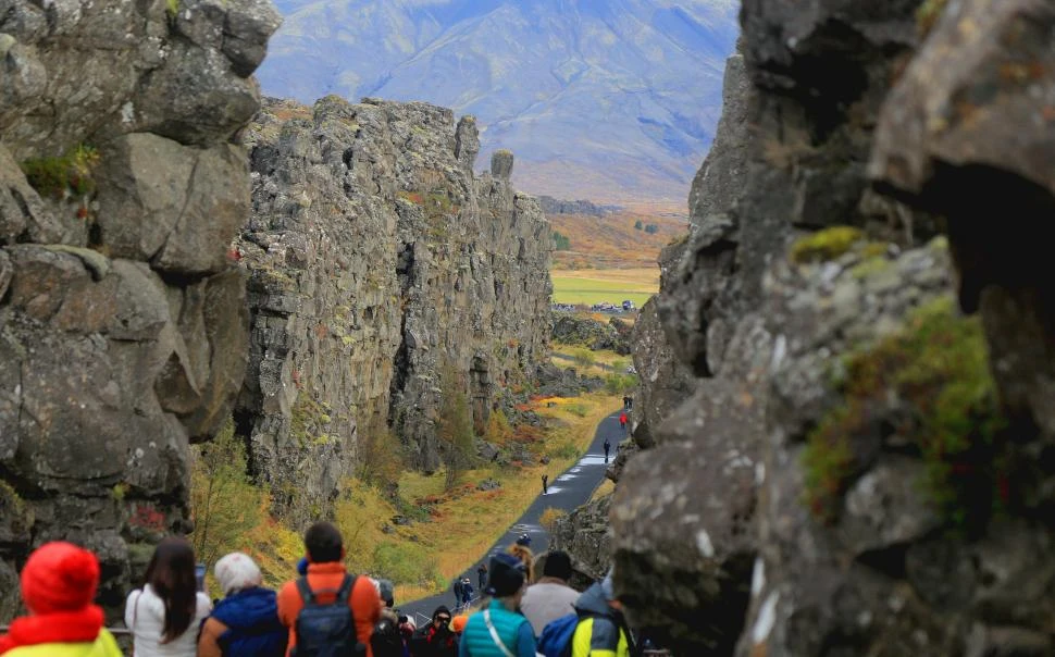 THINGVELLIR. En este valle, donde la placa norteamericana se separa de la euroasíatica, los vikingos de Islandia crearon el primer parlamento europeo. la gaceta / fotos de alvaro medina