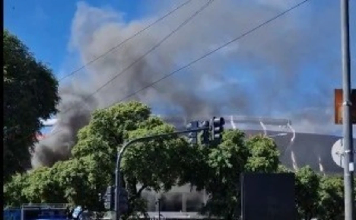 Hubo un incendio en las inmediaciones del Monumental de River