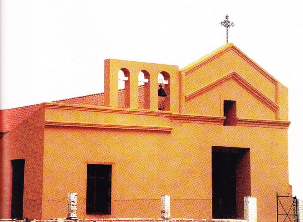 EN LA VILLA VIEJA. La Iglesia histórica de Trancas fue testigo de la temprana muerte del ex mandatario tucumano.