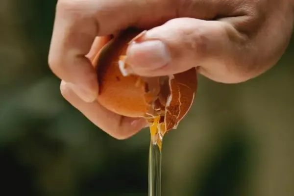 Cómo tomar la clara del huevo para ganar masa muscular y ver resultados rápidos