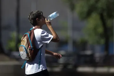 El cielo estará mayormente nublado pero el calor y la humedad no cederán en Tucumán