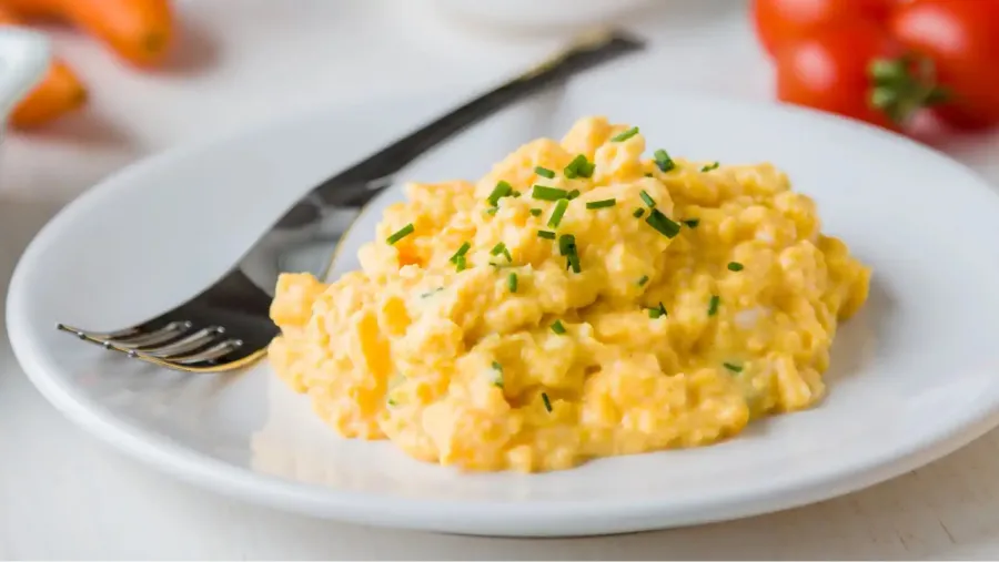 Cómo preparar los huevos cremosos con leche