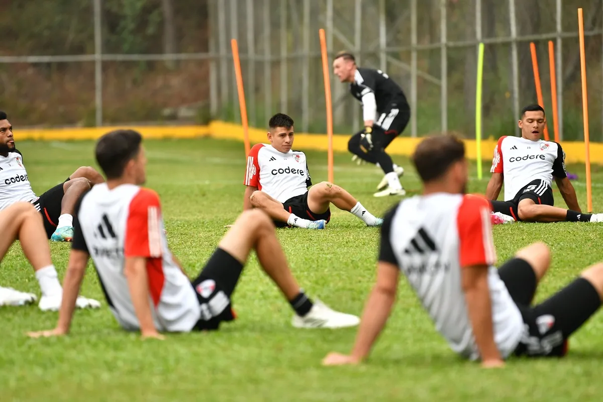 BAJAS. Martín Demichelis no podrá contar con varios de los habituales titulares. Foto @River.