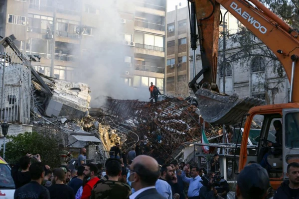 Israel arrasó el consulado de Irán en la capital de Siria