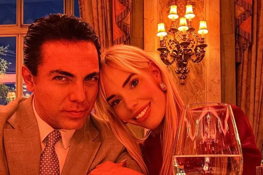 Cristian Castro junto a su novia, la tucumana Ingrid Wagner