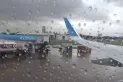 Demoras en Aeroparque por tormentas y actividad eléctrica: 56 vuelos afectados
