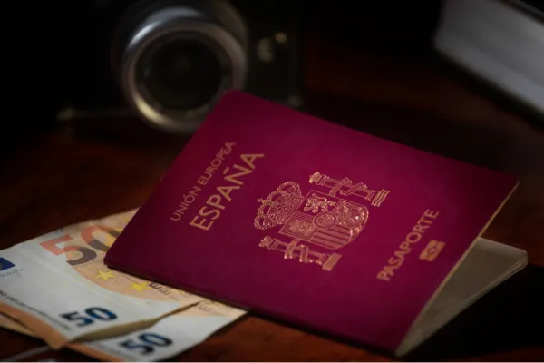 Ley de Nietos: ¿cómo tramitar la ciudadanía española por vía de ascendencia fallecida?