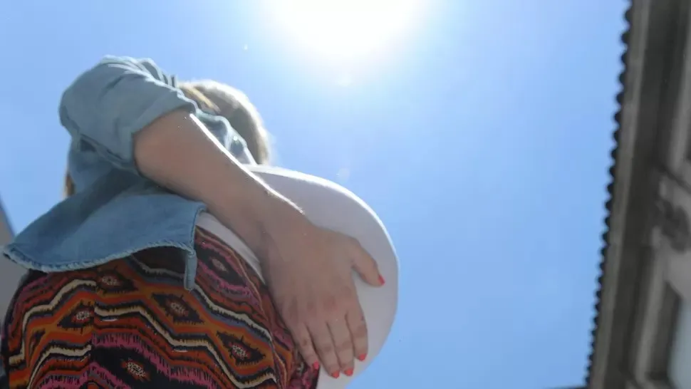 Preocupación entre los trabajadores del programa que redujo un 50% los embarazos adolescentes