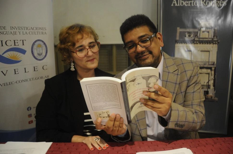 PRESENTACIÓN. María Jesús Benites junto a Martín Aguierrez, autor del libro.