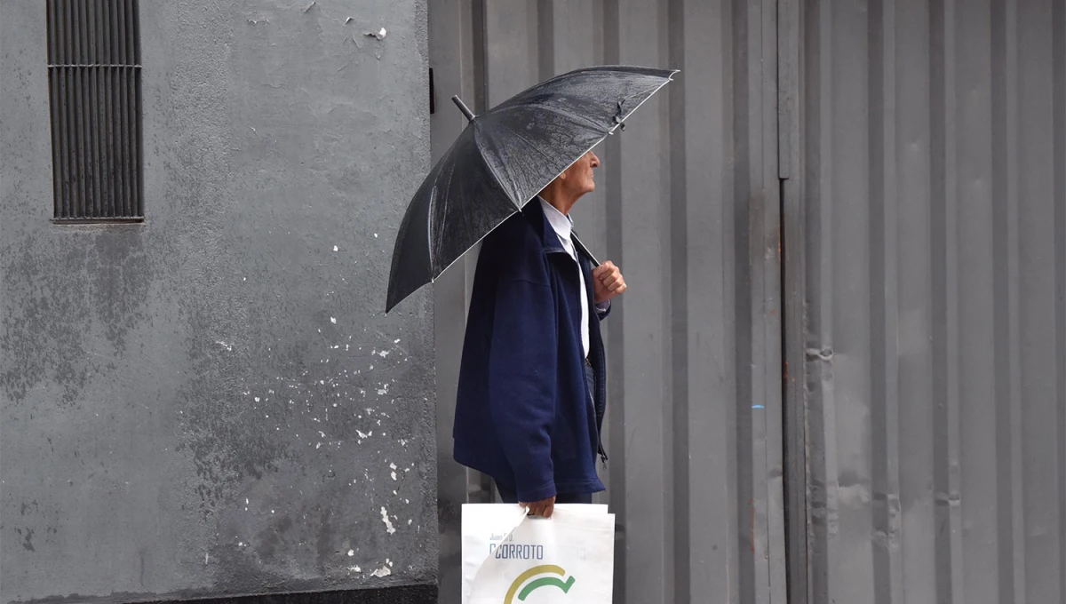 LA LLEGADA DEL OTOÑO. El ingreso de un frente lluvioso provocará el descenso de la temperatura. 