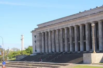 Dos universidades argentinas están entre las mejores 50 del mundo: cuáles son y cómo se puede estudiar en ellas