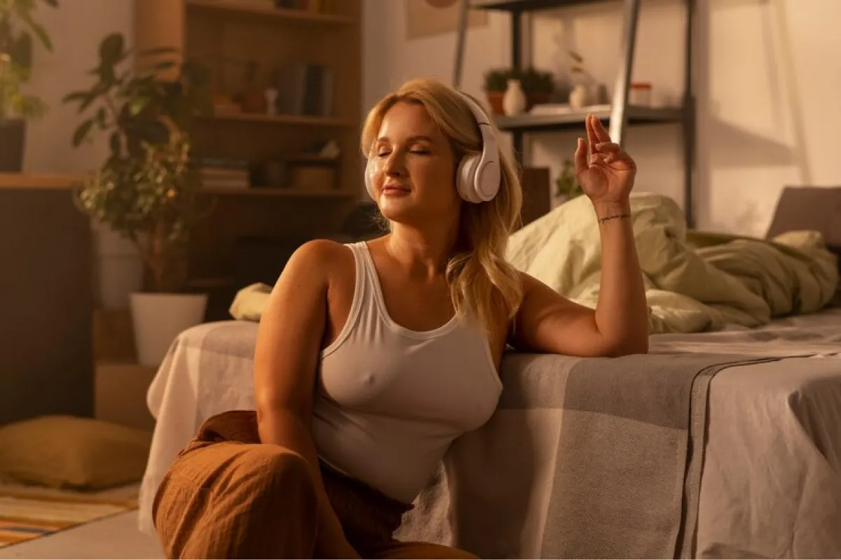 Relajarse viendo Netflix ¿qué es el mindfulness y cómo buscarlo en la plataforma?