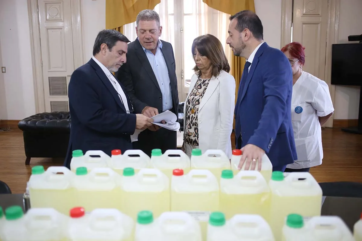 Salud distribuyó 500 litros de repelente en las escuelas de la provincia