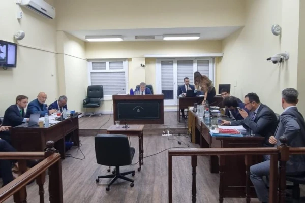 Juicio contra Alperovich: declarará un testigo que engañó a la denunciante