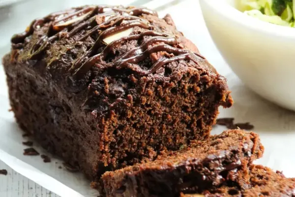 Budín de avena y chocolate: una receta light, fácil y rápida de hacer